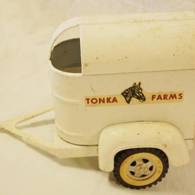 TONKA FARMS - Vintage White Metal Horse Trailer - ...
