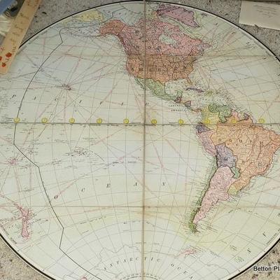 Round Globe Map with original Case