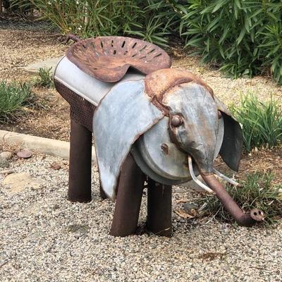 Metal elephant statue 