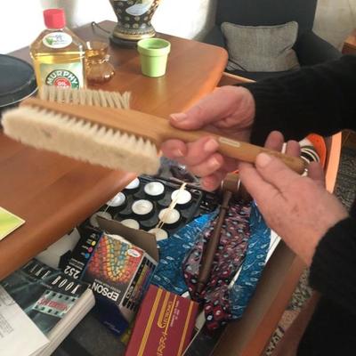 Piano brush