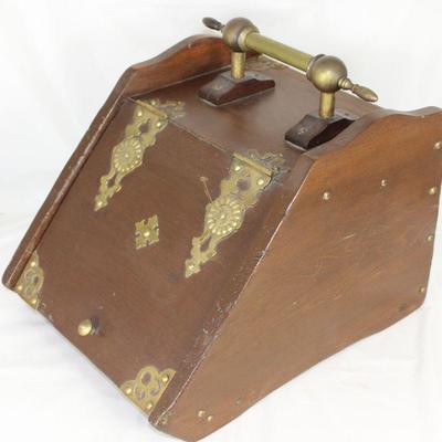 Victorian Fireside Oak Coal Box/Hod with Brass Handle, Knob and Hinges