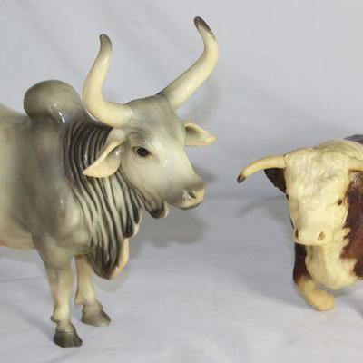 Vintage 1950's Breyer Glossy Brahma Bull and Walking Hereford Bull Model #71