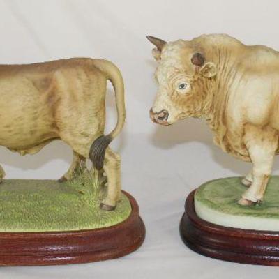 ANDREA BY SADEK PORCELAIN: Brahma Bull #6719 and Charolais Bull #9018