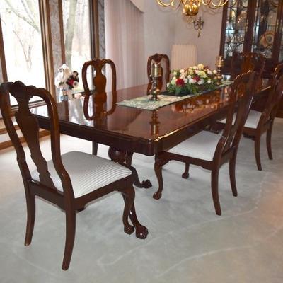 Dining room table
