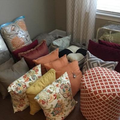Many more pillows, pillow covers, and linens not pictured 