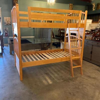 Young America Bunk beds