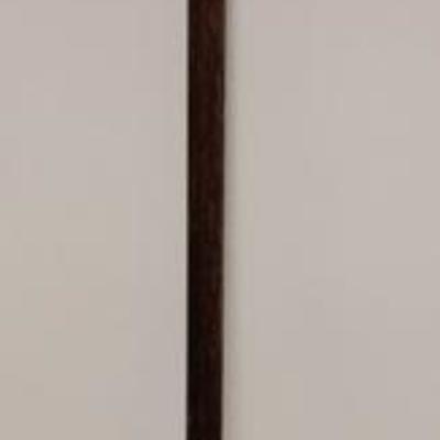 1100	HORN HANDLED WALKING STICK W/ UNMARKED GOLD? BAND, THERE IS A CHIP ON THE HORN & DENT ON THE HANDLE, 35 1/2 
