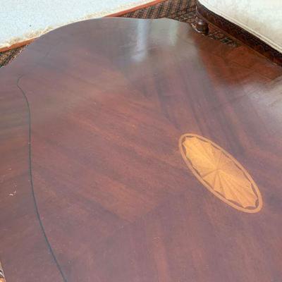 Mahogany Carved Edge Coffee Table with Center Medallion Inlay 