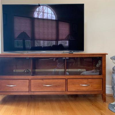 Maple Entertainment Console, Samsung Model UN60H7150AF 