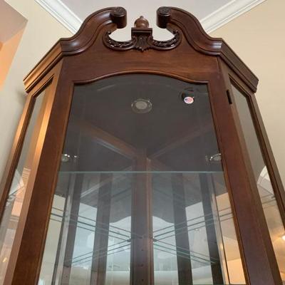 Chippendale Mahogany Mirrored Back Display Case 