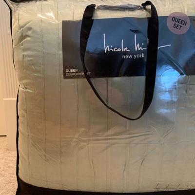 Bedding, Linens 