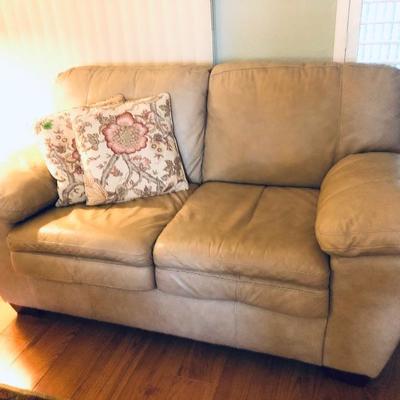 Ashley Furniture 'Dover Leather' 2-Cushion Loveseat - $395