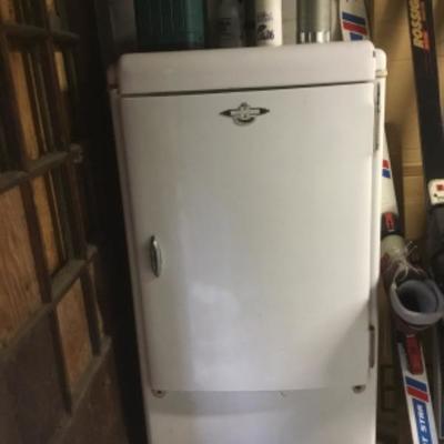 Vintage Frigidare Refrigerator