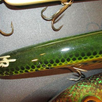 Many Hughes River hand carved lures!