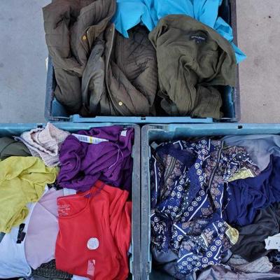 4437: 3 Totes Women's Clothes Some New with Tags, Size Medium
Brands include but not limited to: White House Black Market, Lucky...