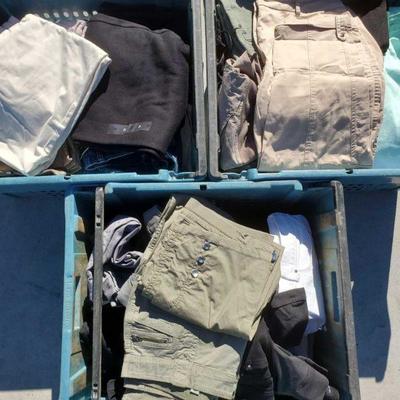 4416- 3 Totes Womens Pants Some New with Tags, Various Sizes
Capris, Pants, Jeans, Sweatpants. Sizes range. 1, 1.5, 6, 10, 12, S, M, L,...