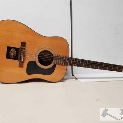 8116: Washburn D-10N 6-String Acoustic Guitar
Washburn D-10N 6-String Acoustic Guitar