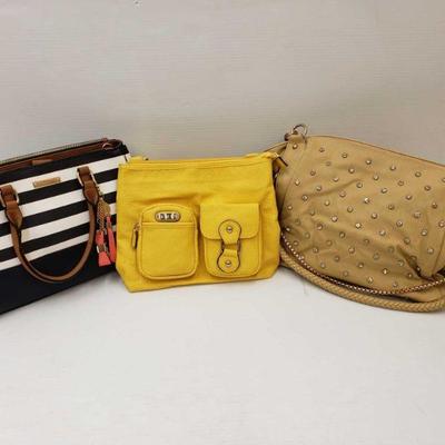 #4246 â€¢ 3 Assorted Purses