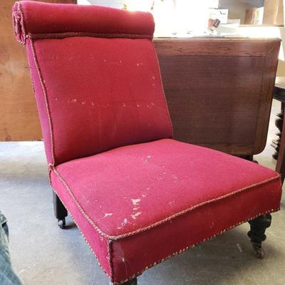 2030: Antique Red Fabric Lounge Chair w/ Wheels
Measures approx. 25
