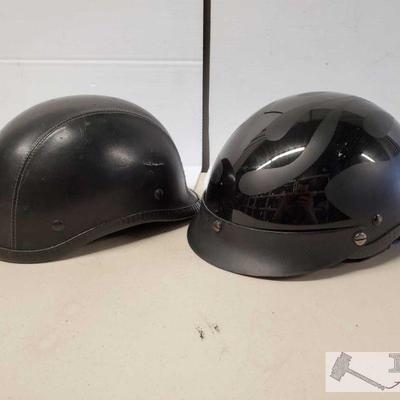 8505: 2 DOT Approved Motorcycle Helmets
2 DOT Approved Motorcycle Helmets
