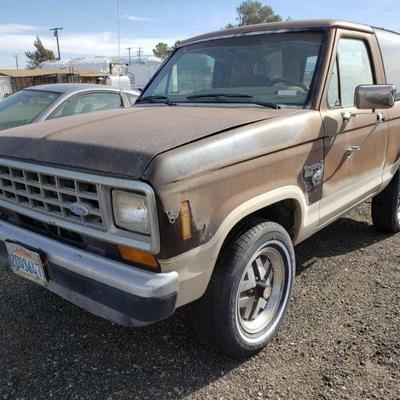 120: 1987 Ford Bronco II
Year: 1987
Make: Ford
Model: Bronco II
Vehicle Type: Multipurpose Vehicle (MPV)
Mileage: 89,862
Plate: {ENTER...