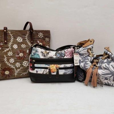 #4213 â€¢ 3 Assorted Purses