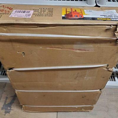 5005: Central Pneumatic 40lb. Capacity Floor Blast Cabinet
Box measures approx 8"x27"x38"