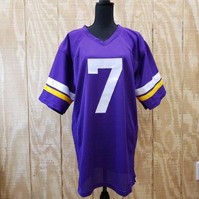 3758: Case Keenum Autographed Jersey with COA,XL
Case Keenum, Minnesota Vikings Star, Autographed Jersey with COA