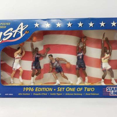 3740: 1996 Starting Line Up Team USA Action Figure Set
These Figurines are in great condition Approximately 15.5in