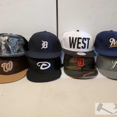 8502: 8 Various Fitted(Size 7) and Snapback hats
8 Various Fitted(Size 7) and Snapback hats