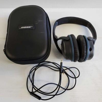 8027: Bose QuietComfort 25 Headphones
Bose QuietComfort 25 Headphones w/ Plug in Wire