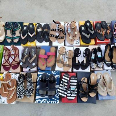 4378: 2 Totes Women's Shoes New in Box, Size 6
Brands include but not limited to: Ralph Lauren, Yellowbox, Guess, Alfani, Nine West and...