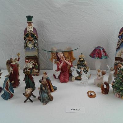 Christmas Collection with Jim Shore Pieces