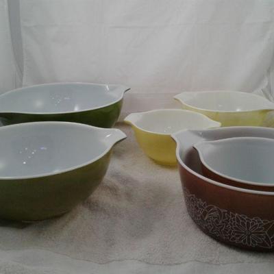 Green, Yellow, and Brown Pyrex Bowls