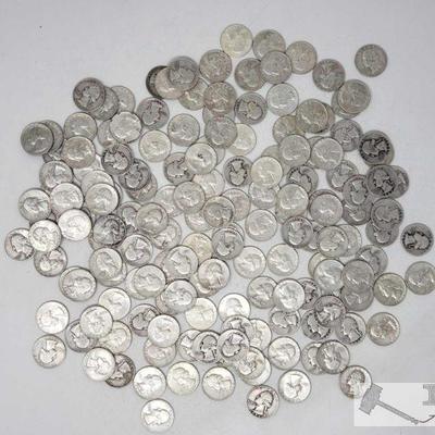 Approx 161Pre 1964 Silver Quarter's, Weighs Approx 994.4g
Approx 161 Pre 1964 Silver Quarter's, Weighs Approx 994.4g