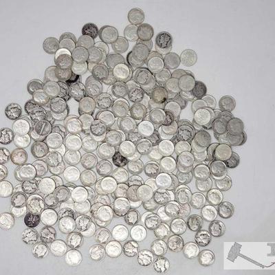 Approx 297 Pre 1964 Silver Dimes, Weighs Approx 738.2g
Approx 297 Pre 1964 Silver Dimes, Weighs Approx 738.2g