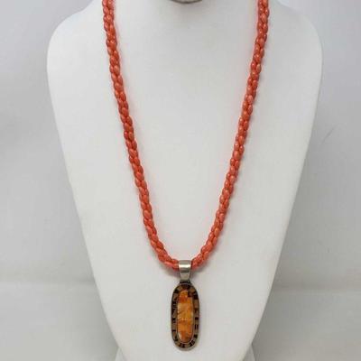 Sterling Silver Beaded Necklace, Weighs Approx 56.5g
Sterling Silver Beaded Necklace, Weighs Approx 56.5g, Measures Approx 24.5 Inches.