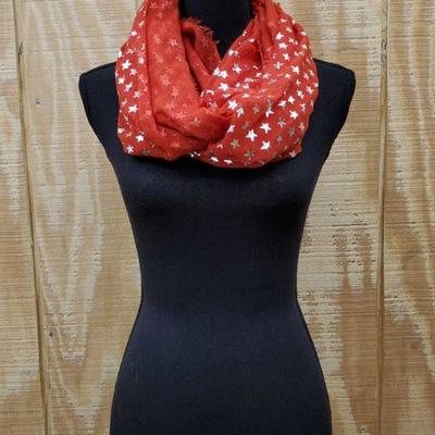 708: Red Sliver Star Scarf
Red Sliver Star Scarf