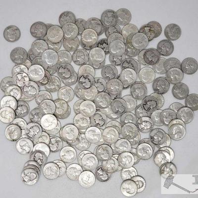 Approx 160 Pre 1964 Silver Quarter's, Weighs Approx 995.8g
Approx 160 Pre 1964 Silver Quarter's, Weighs Approx 995.8g