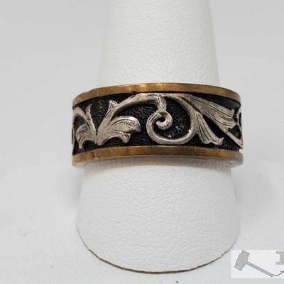 925 Sterling Silver Ring Weighs Approx 11.5g
.925 Sterling Silver Ring,Weighs Approx 11.5g, Size Approx 11.5