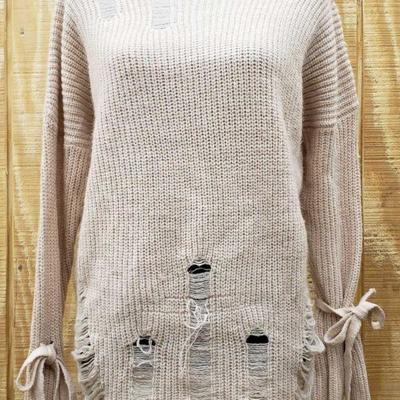802: TIMING Baby Pink Blouse
TIMING Baby Pink Blouse Size Medium, Retail Price $45.00
