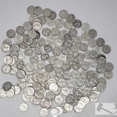 Approx 160 Pre 1964 Silver Quarter's, Weighs Approx 998.3g
Approx 160 Pre 1964 Silver Quarter's, Weighs Approx 998.3g
