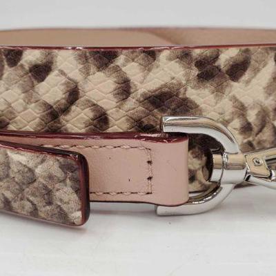 705: Animal Print Purse Strap From Michael Kors
Animal Print Purse Strap From Michael Kors