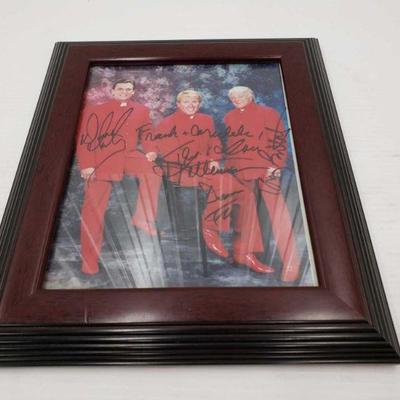 4434: A Photo of The Lettermen Signed
A Photo of The Lettermen Signed 11"Ã—13"