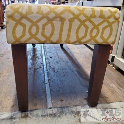 Cushion Bench Seat
Measures approx 16"x43"x18"