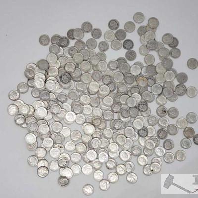 Approx 302 Pre 1964 Silver Dimes, Weighs Approx 749.4g
Approx 302 Pre 1964 Silver Dimes, Weighs Approx 749.4g