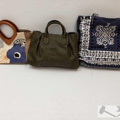 4262:3 Assorted Purses
Three Assorted Purses Brands Include: Stephanie Nicole New York, Hayden by Hayden-Harnett, and Relic
