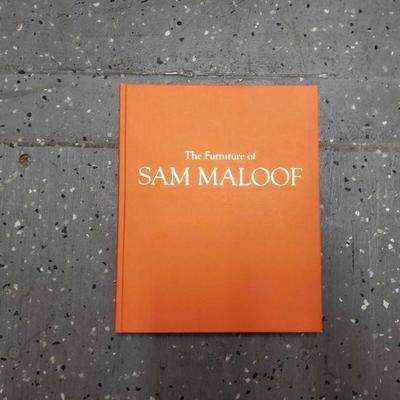 5531: The Furniture of Sam Maloof Book
The Furniture of Sam Maloof by Jeremy Adamson. Smithsonian American Art Museum. Hardcover