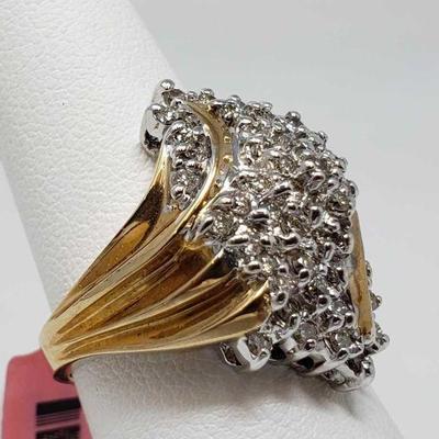 10k Gold Diamond Ring 6.8g
Weigh Approx 6.8g Size Approx 7