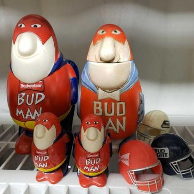 5542 â€¢ Budweiser Budman Figurines